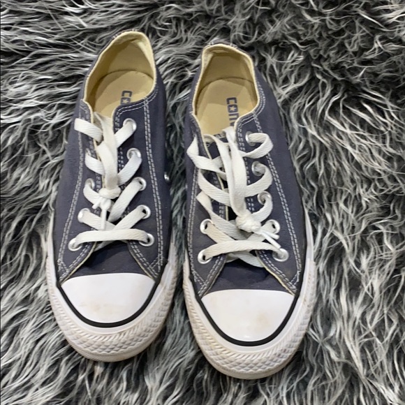 Converse - Picture 1 of 3